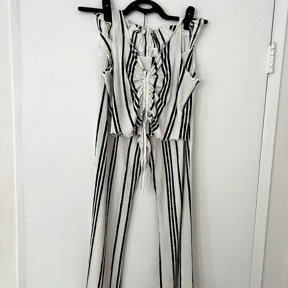 Navy and white pinstripe set (can fit xs-m)
